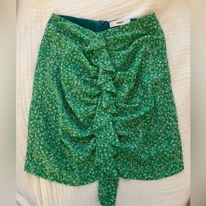 LIKELY Skirt in green and tiny white floral print